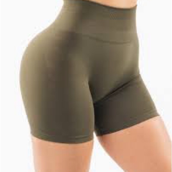 Oak biker alphalete amplify. Small. - Picture 2 of 2